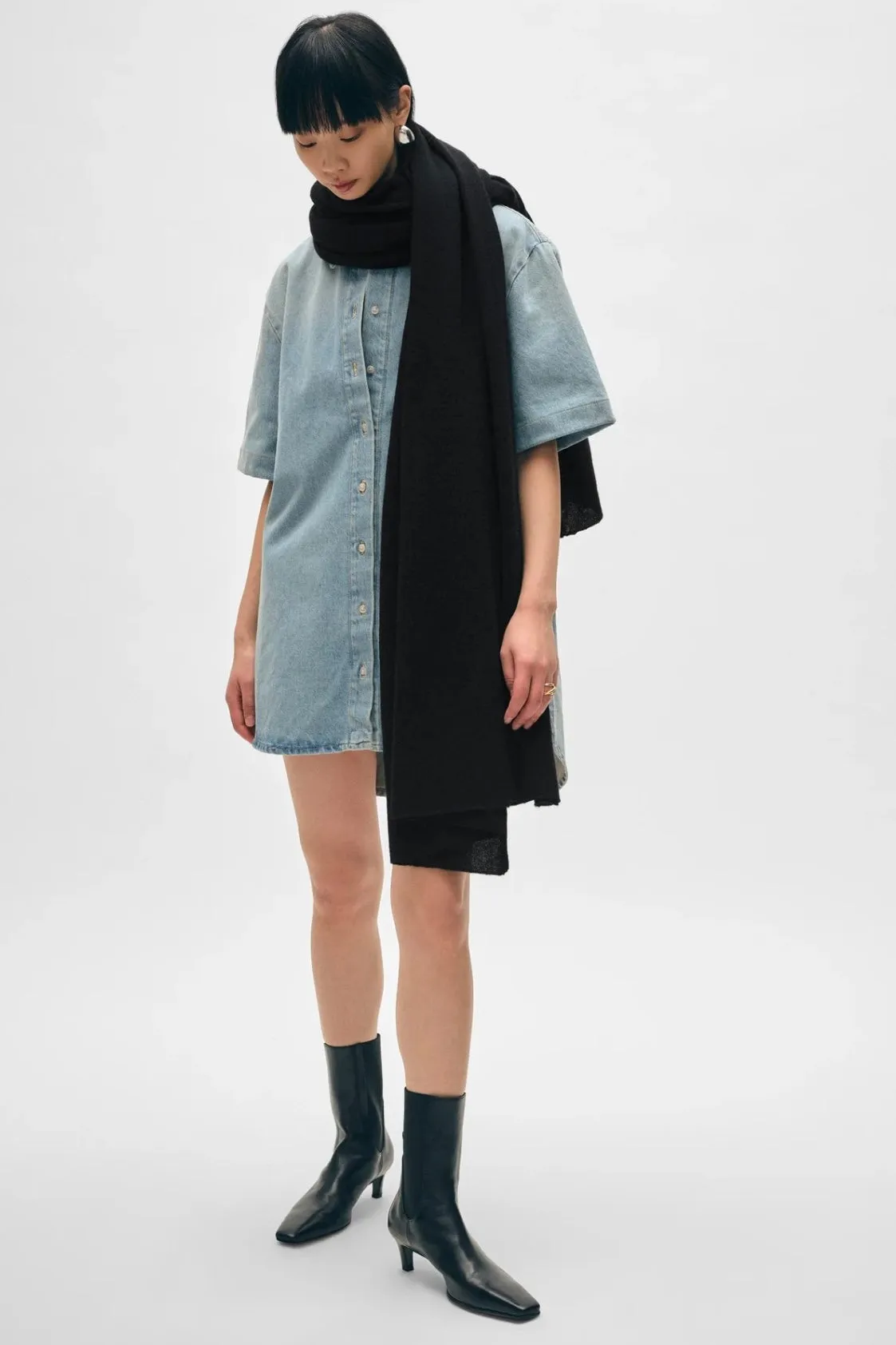 White   Warren - Cashmere Travel Wrap (black)